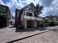 5 Bed Townhouse with En Suite in Lavington