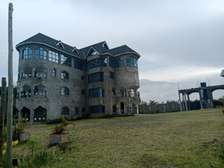 10 Bed House with En Suite at Mbirika