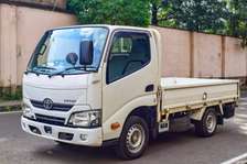 Toyota dyna for hire