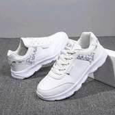 Ladies Fashion sneakers