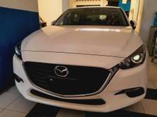 Mazda axela hatchback 2017 white