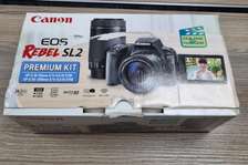 Canon Rebel SL2 18:55mm lens (9,000 Shuttet Count)*