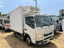 Mitsubish canter freezer