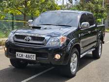 TOYOTA HILUX INVINCIBLE DOUBLE CAB