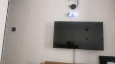 LG... 32...smart tv