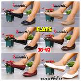 Flat shoes