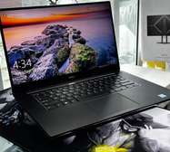 Dell precision 5520 M5520 laptop