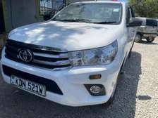 Toyota hilux single cab 2016model