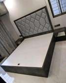5*6 patterned modern design bed
