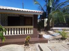 Moringa Furnished Cottage with AC 5 min to the Beach