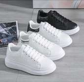 Dior sneakers
Sizes 36-43