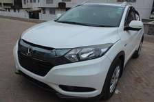 HONDA VEZEL HYBRID 2016