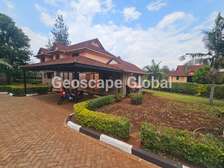 4 Bed House with En Suite in Runda