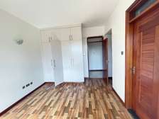 Serviced 4 Bed Apartment with En Suite in Riverside