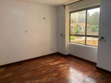3 bedroom apartment all ensuite in yaya center