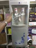 Stand alone water dispenser