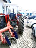 Messay Ferguson 375 tractor