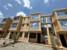 4 Bed Villa with En Suite in Gikambura