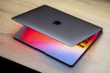 MacBook Air M1 2020. 8 GB RAM 512 GB SSD