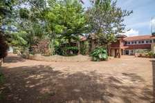 8 Bed House with En Suite in Runda