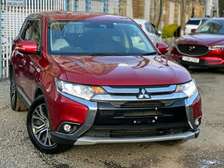 MITSUBISHI OUTLANDER 2017 MODEL.