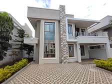 4 Bed House with En Suite in Kamakis