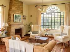 5 Bed Townhouse with En Suite in Kitisuru