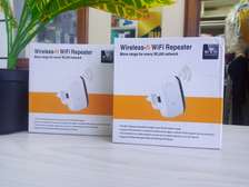 EU Plug 300Mbps Wireless-N WIFI 802.11n Repeater