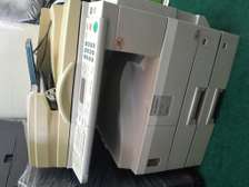 Experience photocopies machine ricoh mp 2000 on same