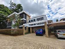 5 Bed Townhouse with En Suite at Lavington Green