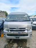 Toyota Hiace 9l Petrol 2015 silver