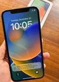 Apple iPhone X | 256Gb | Silver on Xmax Offer