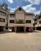 5 Bed Townhouse with En Suite in Lavington