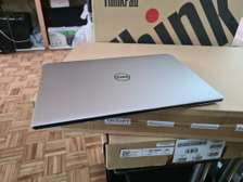 Non-Touchscreen Dell XPS 13 9360 7th Generation Core i5