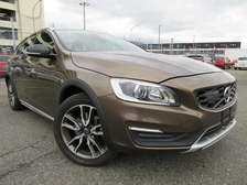 Volvo V60 T5 brown 2018