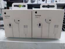 Apple Earphones + Microphone Earpods USB-C