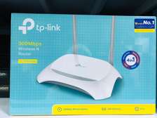 TP LINK 300 MBPS WIRELESS N ROUTER