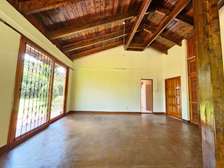4 Bed House with En Suite in Lake View