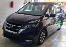 Nissan Serena s-hybrid