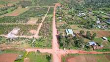 Ideal prime 100x100 plots   in Kikuyu. 1km off tarmac