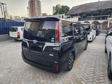 Toyota Esquire Spacious Black Minivan Luxury