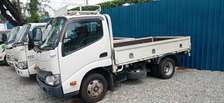 TOYOTA DYNA DOUBLE TYRE MANUAL 2017