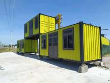 20-foot container built office