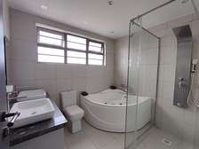 4 Bed House with En Suite at Mambley