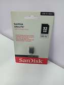 Sandisk 32GB Ultra Fit USB 3.1 Flash Drive