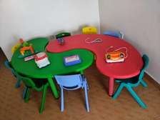 Colorful Kids Beans shaped Table and Chair Set