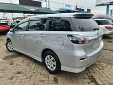 Toyota Wish 2015 in nairobi