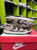 Nike sb Dunk Low “Freddy Krueger”
Size 38-45