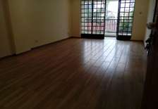 2 Bed Apartment with En Suite in Rhapta Road