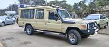 TOUR LAND CRUISER FOR SALE